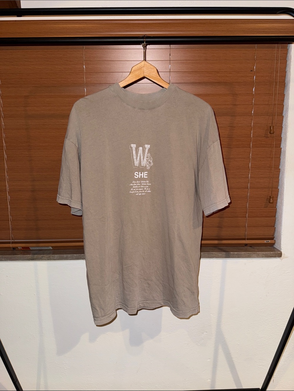 Women’s Darc Sport Taupe Tee